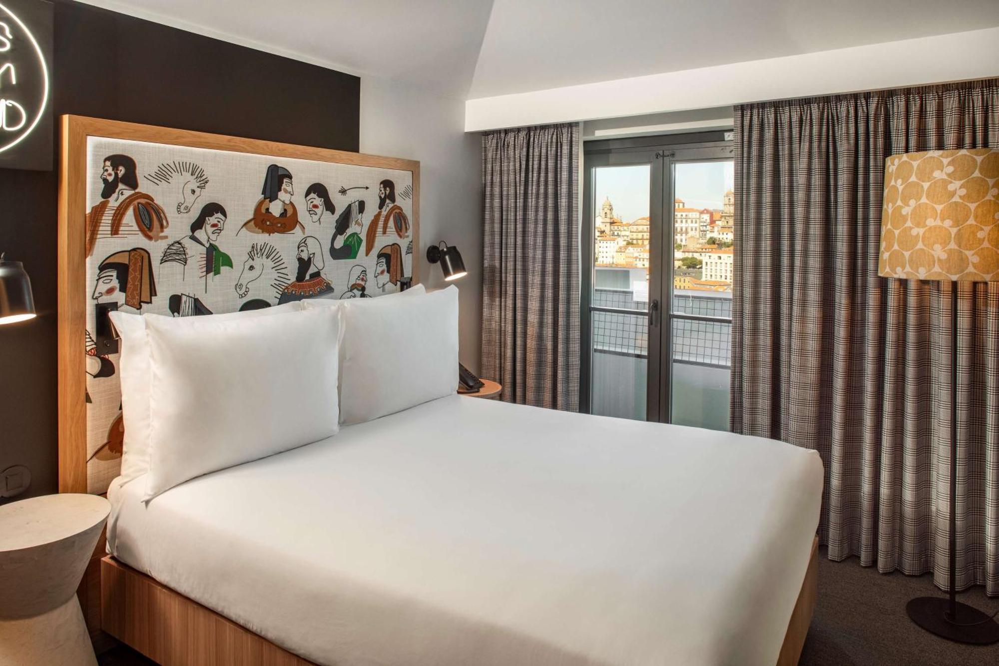 Se Catedral Hotel Porto, Tapestry Collection By Hilton Exterior foto